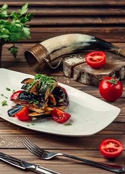 Freshly prepared dishes from a partner kitchen